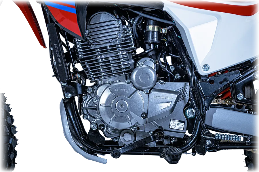 موتورسیکلت فلات XR 250 | نمای کلی انجین تک سیلندر 249 سی سی
